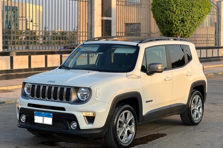 Renegade Jeep أبيض