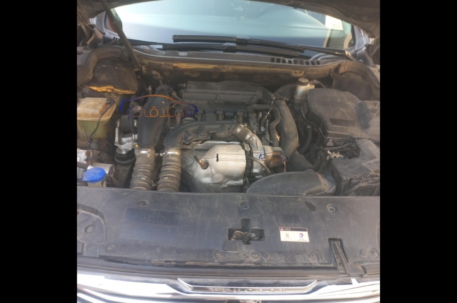 508 Peugeot أسود