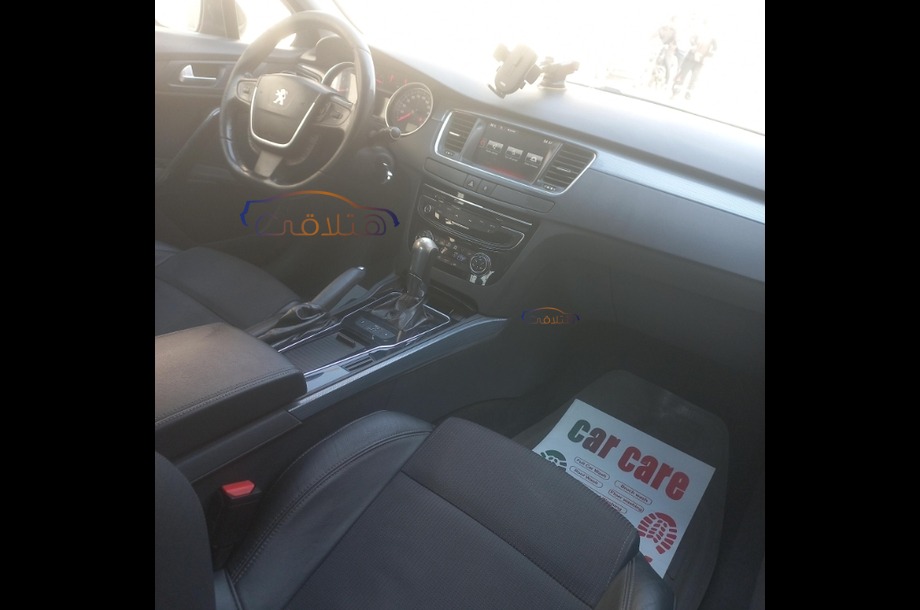 508 Peugeot أسود