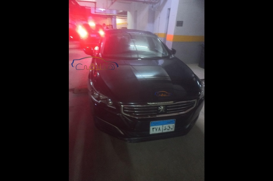 508 Peugeot أسود
