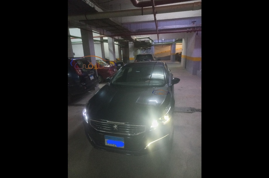508 Peugeot أسود