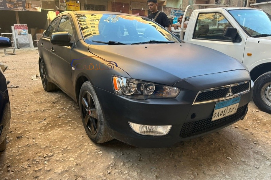 Lancer EX Shark Mitsubishi أسود