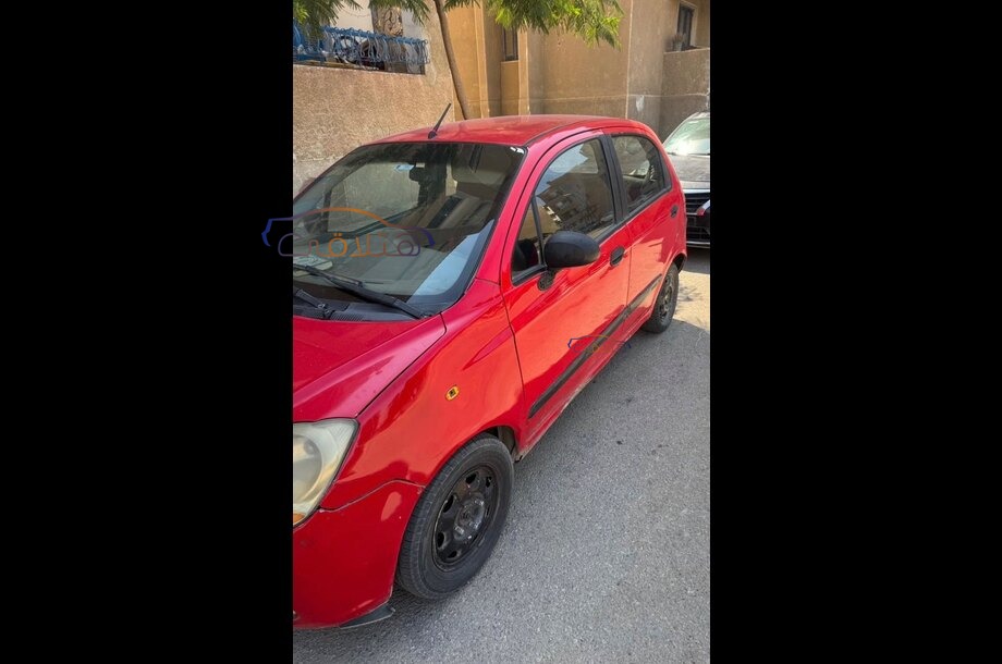 Spark Chevrolet احمر