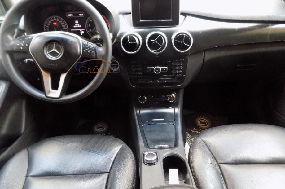 B 180 Mercedes أبيض