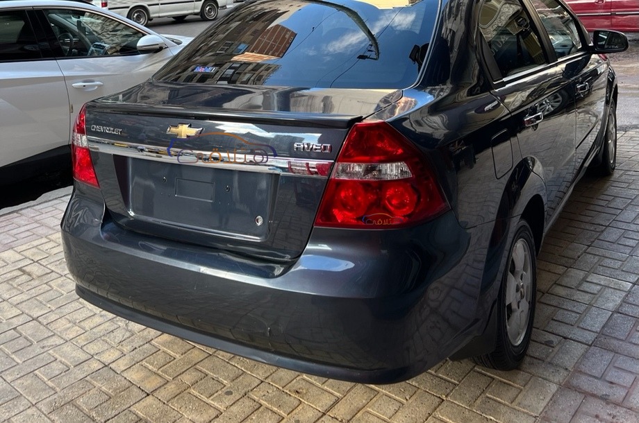 Aveo Chevrolet Dark blue