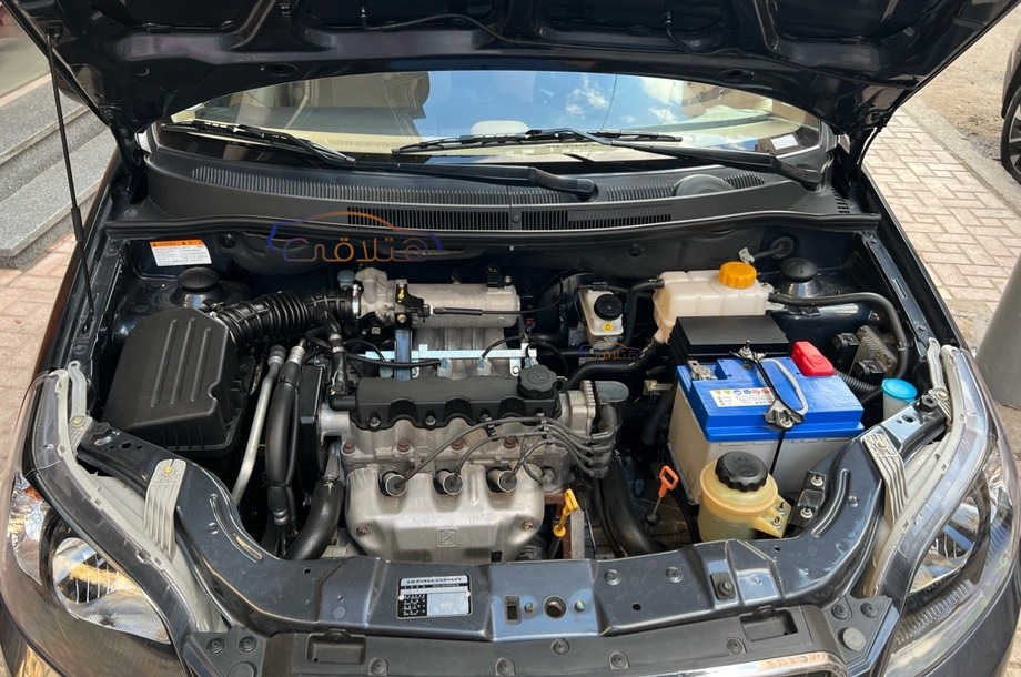 Aveo Chevrolet Dark blue