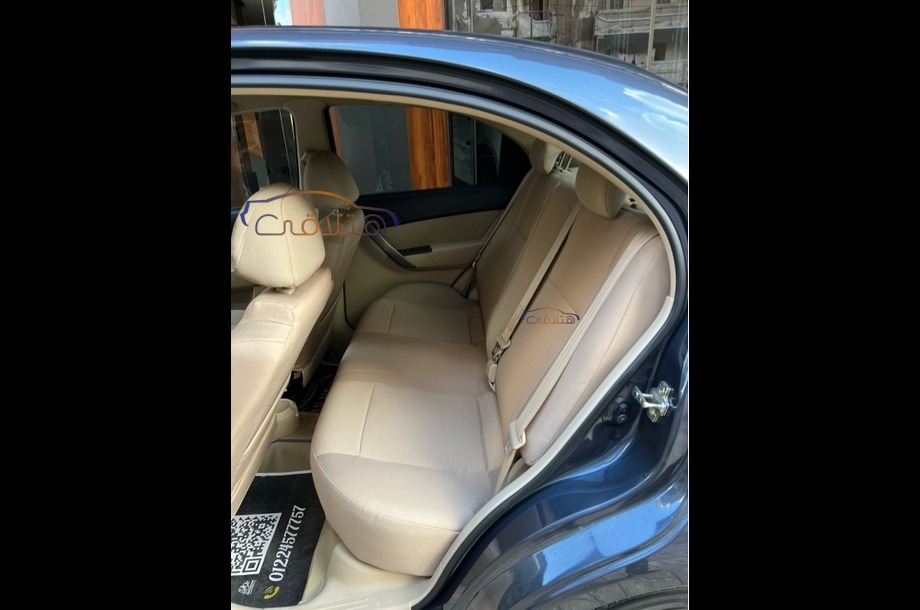 Aveo Chevrolet Dark blue