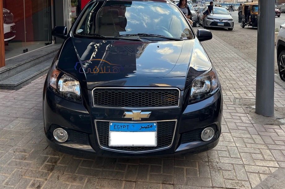 Aveo Chevrolet Dark blue