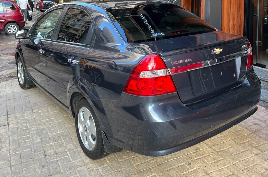 Aveo Chevrolet Dark blue