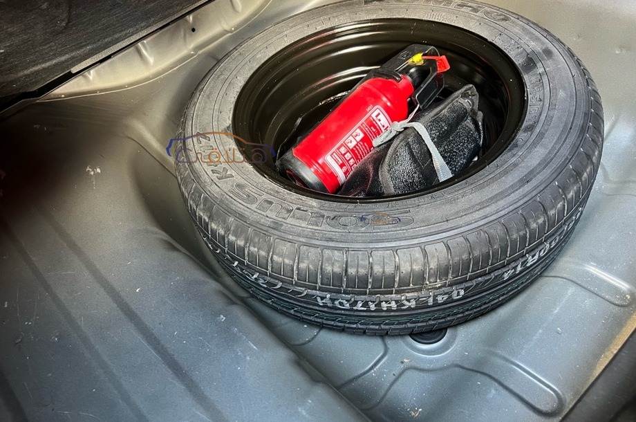 Aveo Chevrolet Dark blue