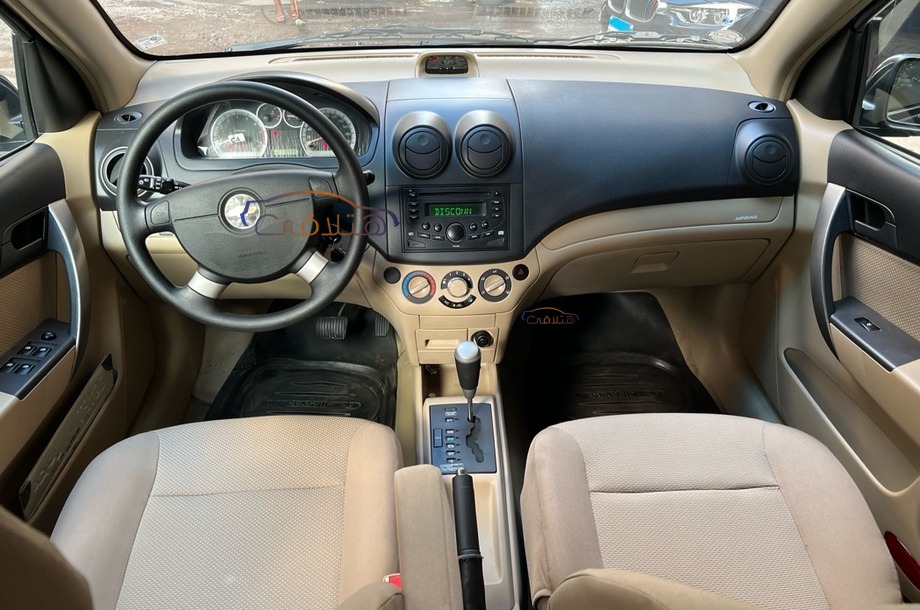 Aveo Chevrolet Dark blue