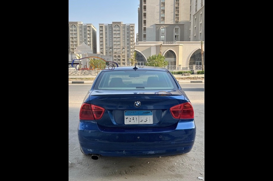 116 BMW أزرق