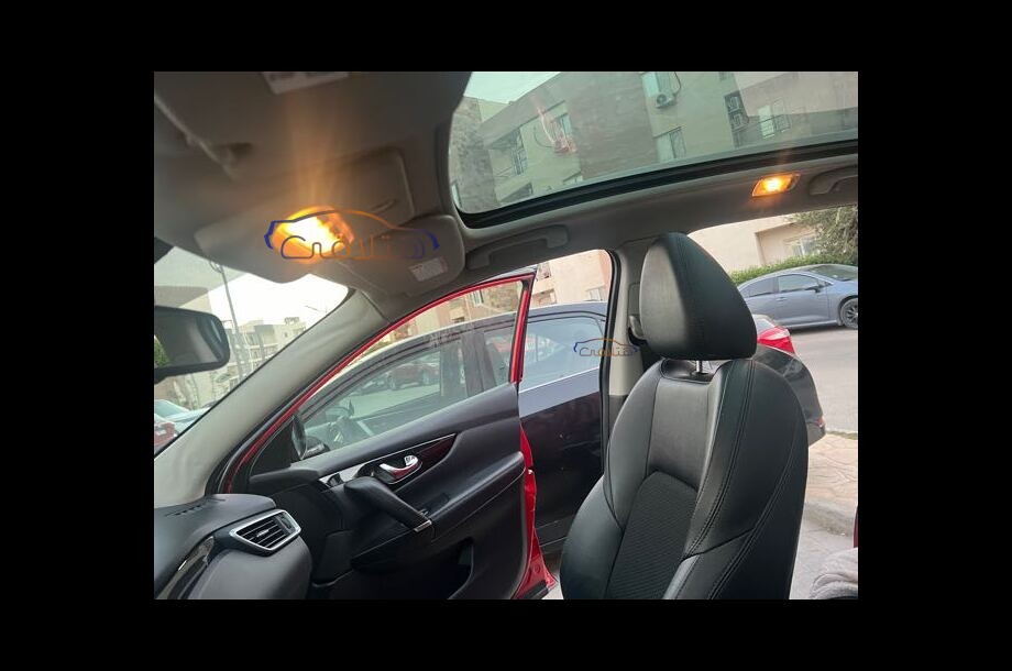 Qashqai Nissan Red