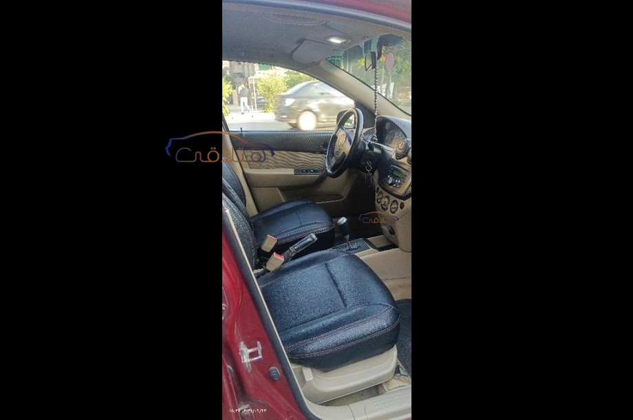 Aveo Chevrolet احمر