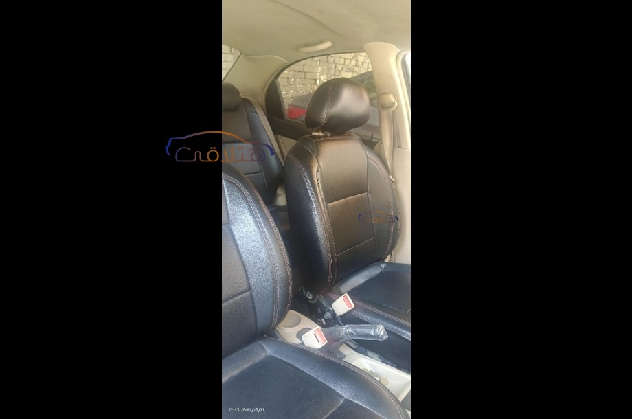 Aveo Chevrolet احمر