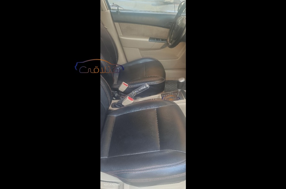 Aveo Chevrolet احمر