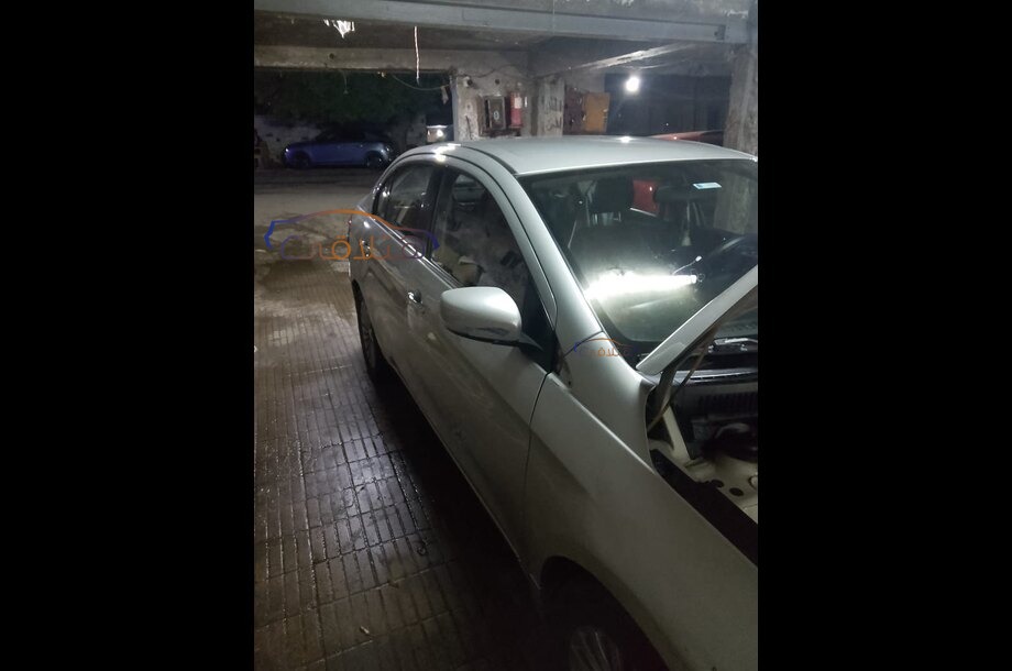 Ciaz Suzuki فضي