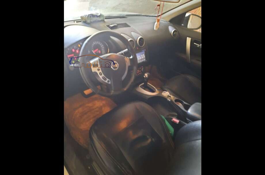 Qashqai Nissan White