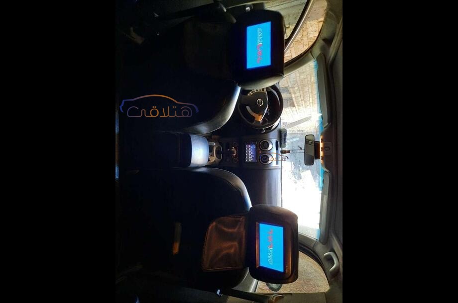 Qashqai Nissan White