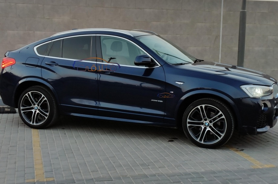 X4 BMW Dark blue