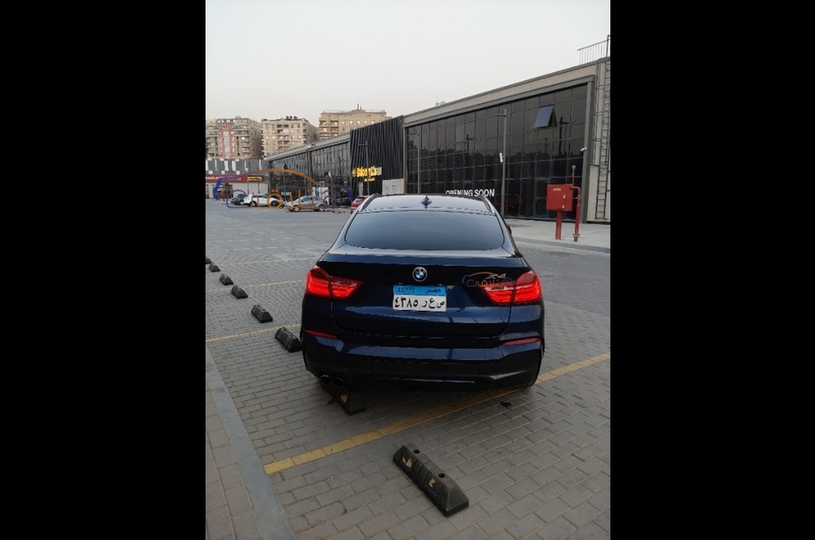 X4 BMW Dark blue