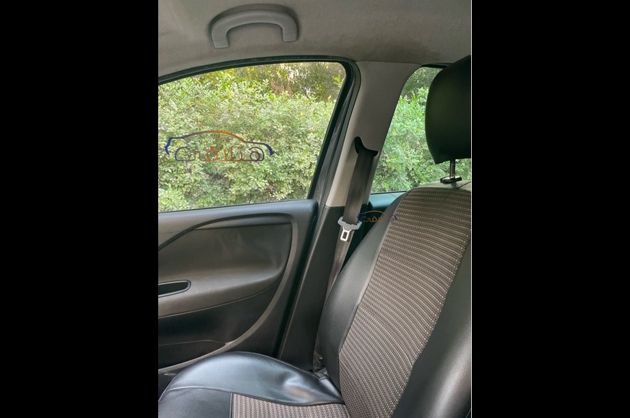 Punto Fiat فيراني