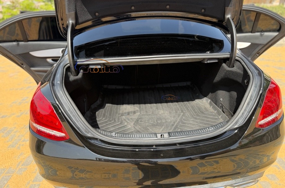 C 180 Mercedes Black