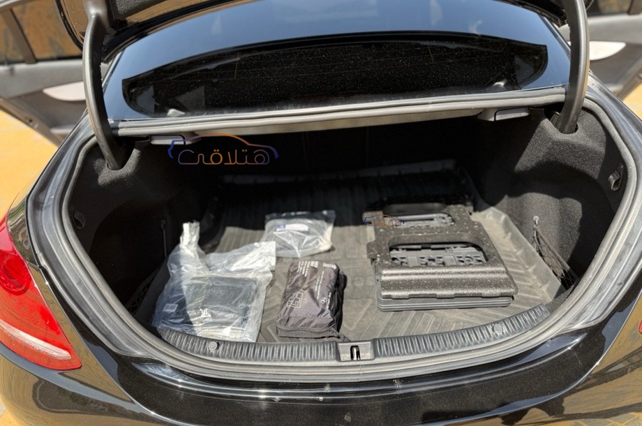 C 180 Mercedes Black