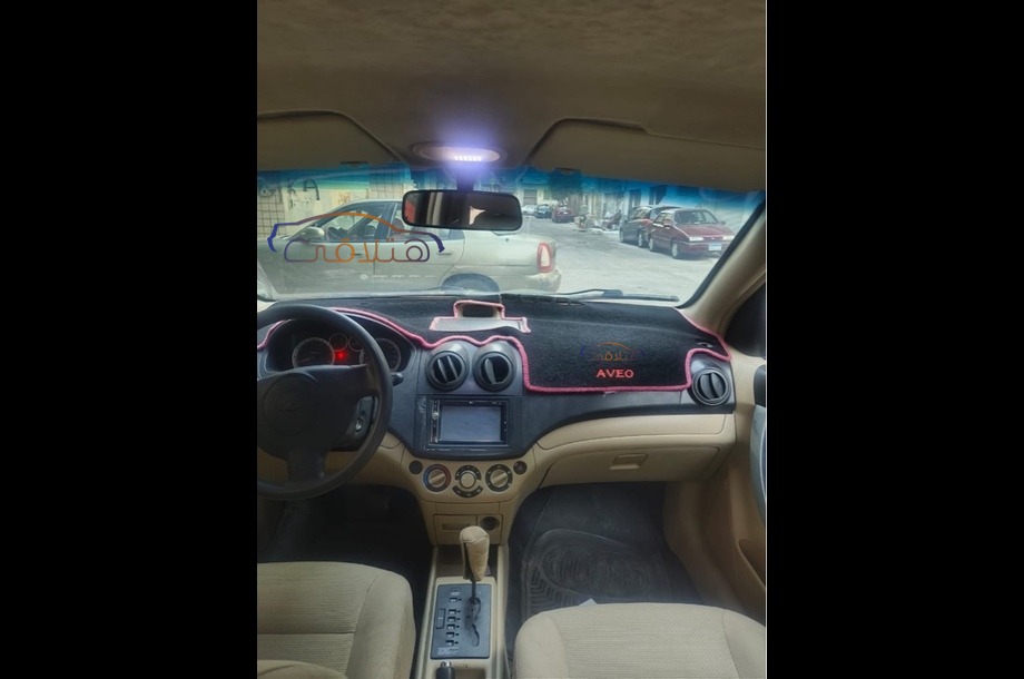 Aveo Chevrolet Dark red