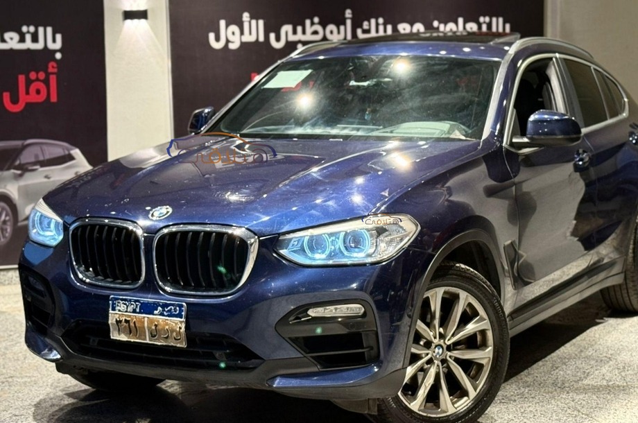 X4 BMW Dark blue