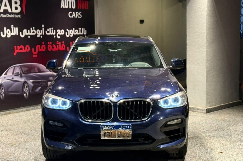 X4 BMW Dark blue