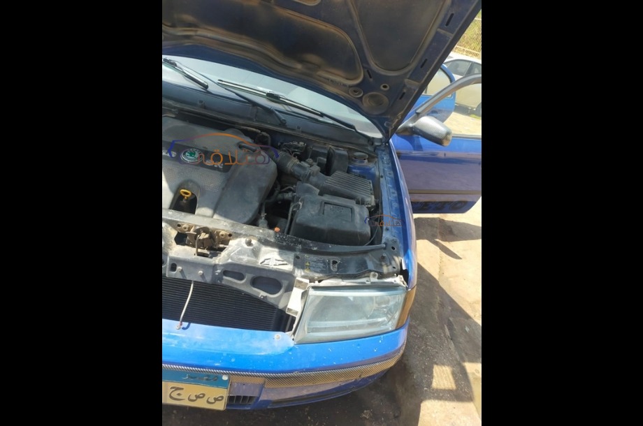 Octavia A4 Skoda أزرق