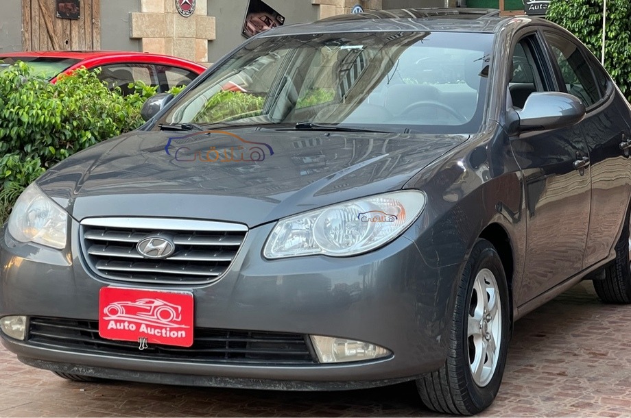 Elantra Hyundai Gray