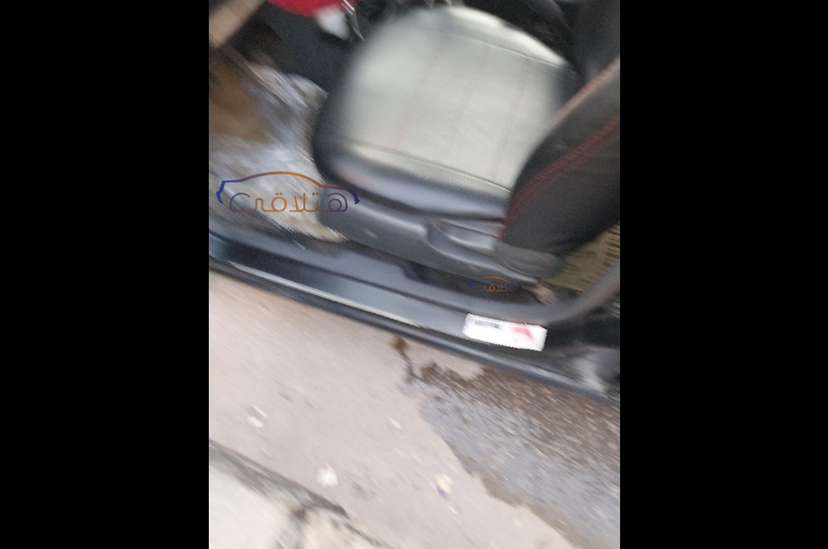 Spark Chevrolet أسود