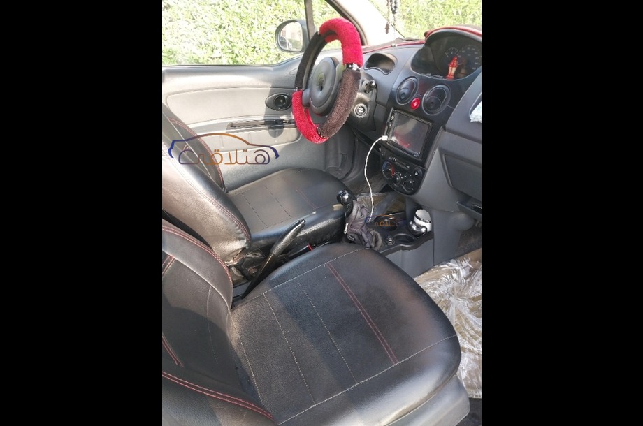 Spark Chevrolet أسود