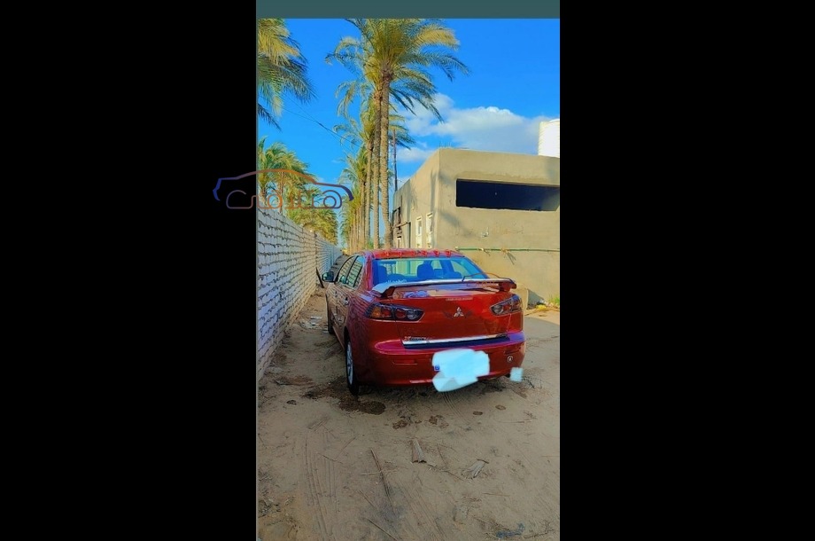 Lancer EX Shark Mitsubishi احمر