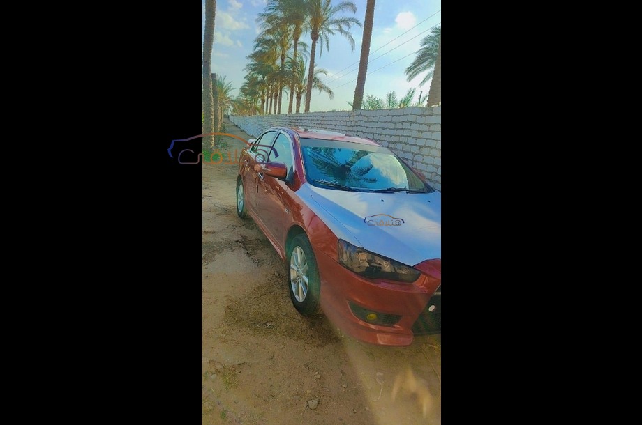 Lancer EX Shark Mitsubishi احمر