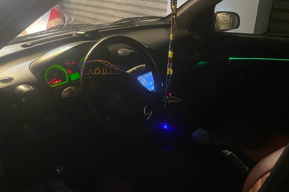 Aveo Chevrolet أسود