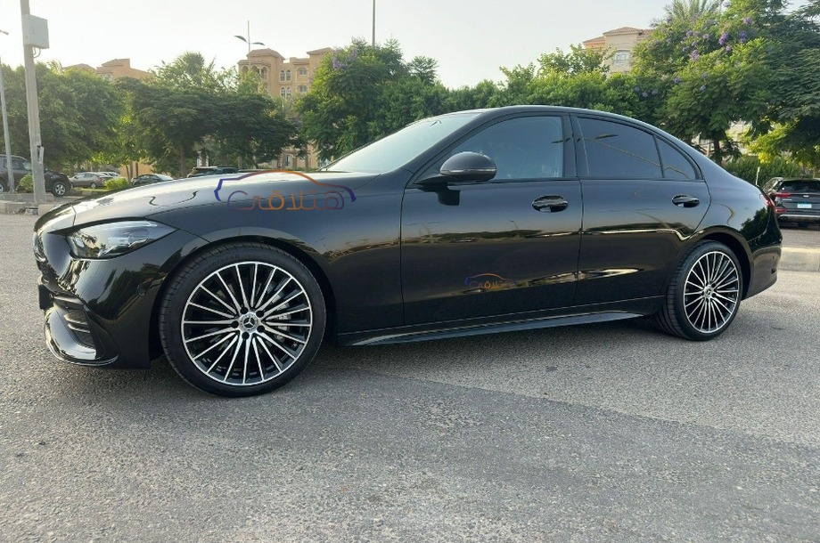 C 180 Mercedes بترولي