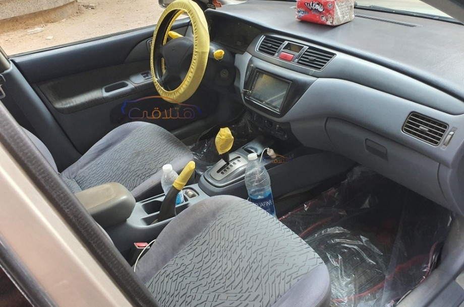 Lancer Mitsubishi آخر