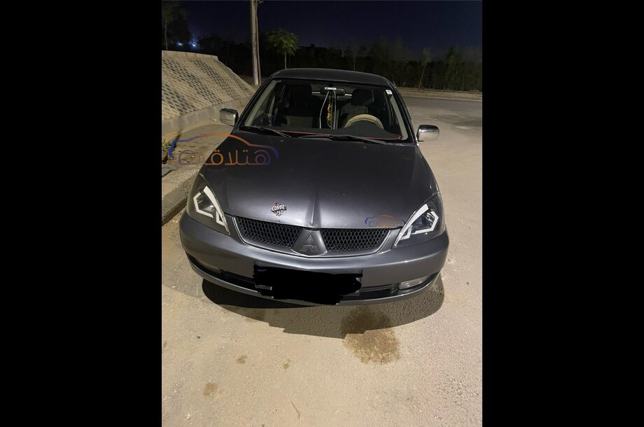 Lancer Puma Mitsubishi رمادي