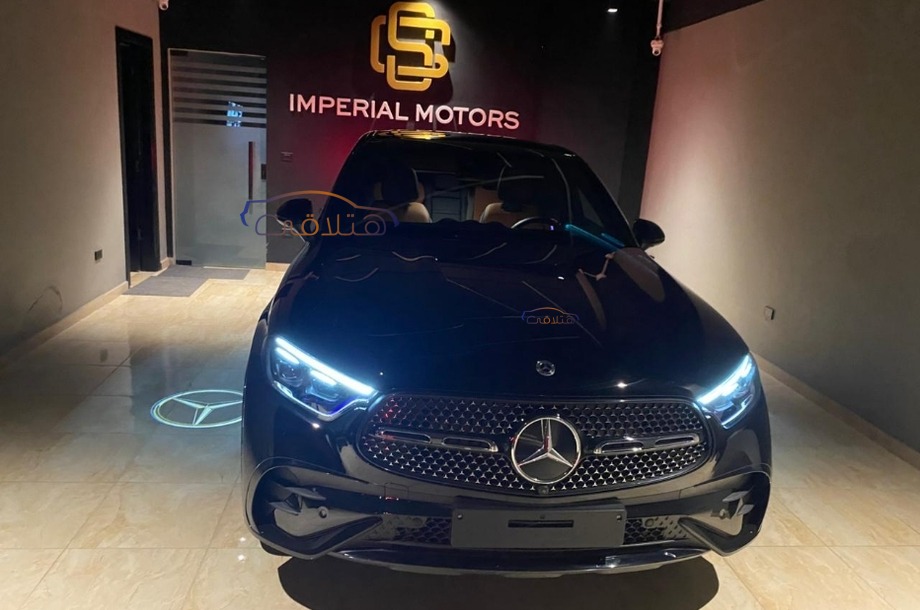 GLC 300 Mercedes Black