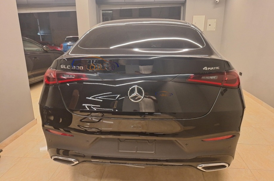 GLC 300 Mercedes Black