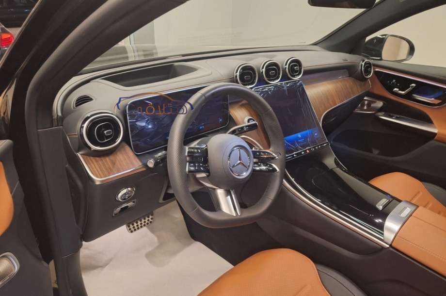 GLC 300 Mercedes Black