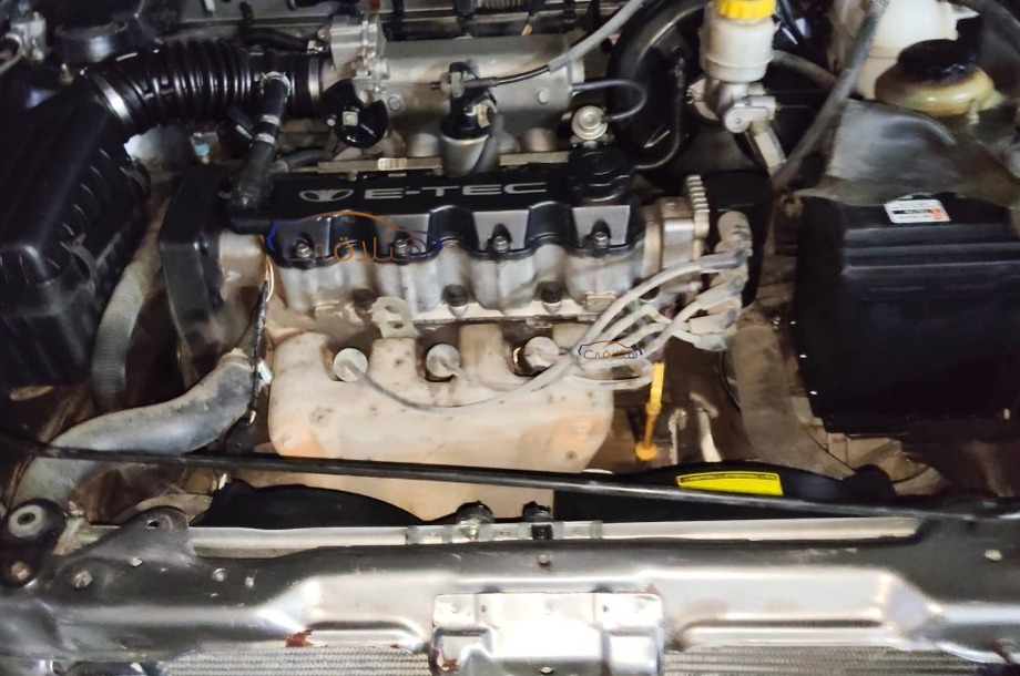 Lanos Chevrolet فضي