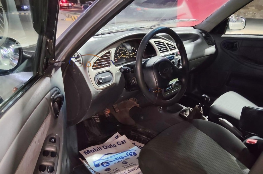 Lanos Chevrolet فضي