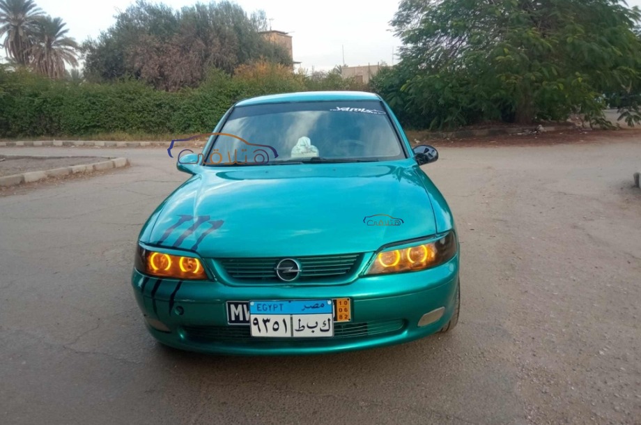 Vectra Opel Green