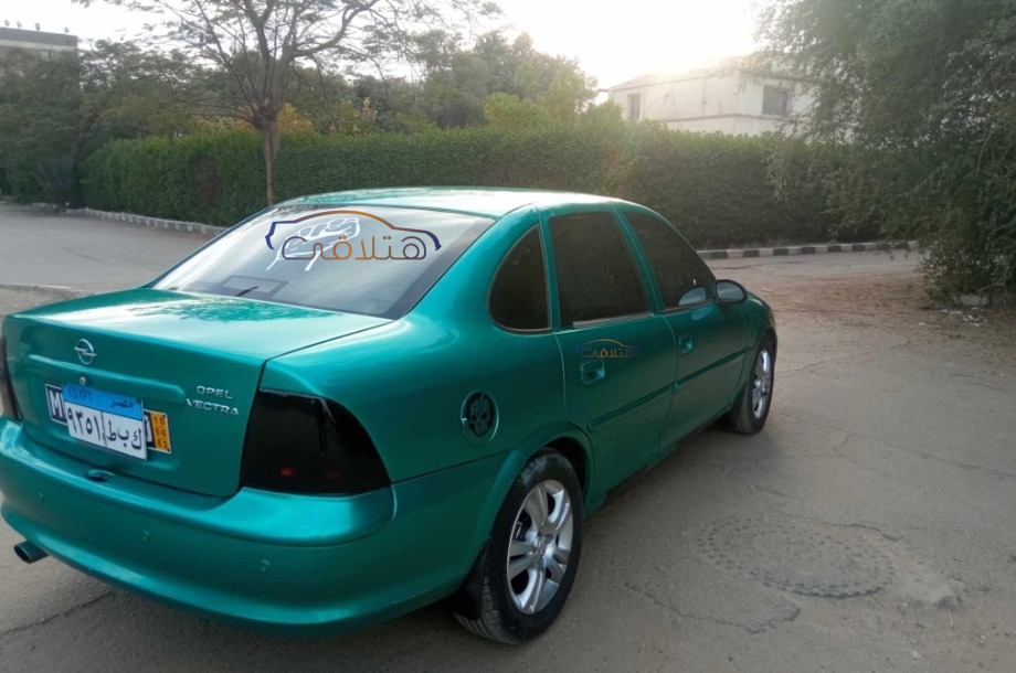 Vectra Opel Green