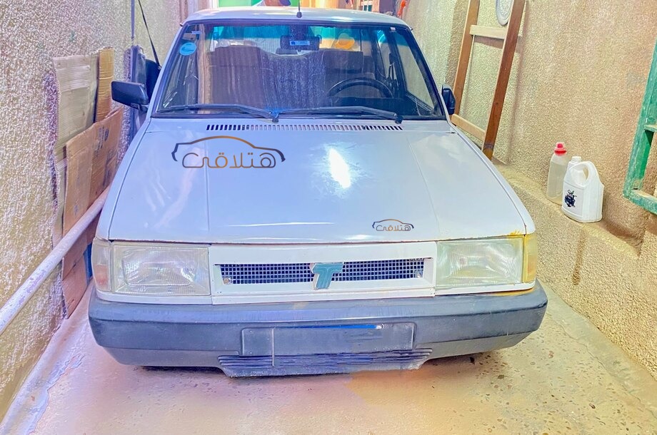 Shahin Fiat أبيض