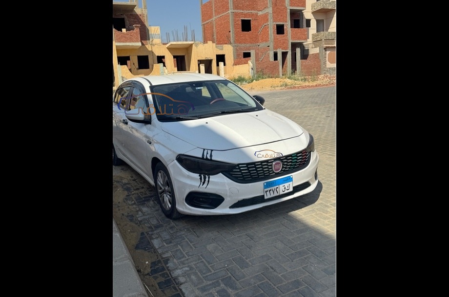 Tipo Fiat أبيض
